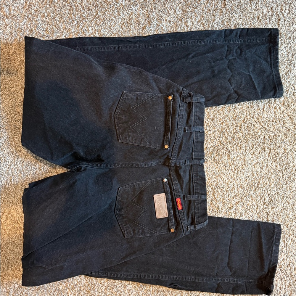 Women’s  Black Jeans